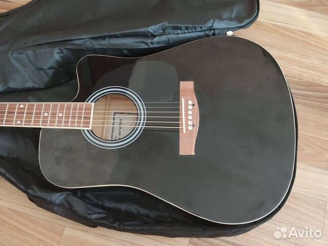 Акустическая гитара (новая)