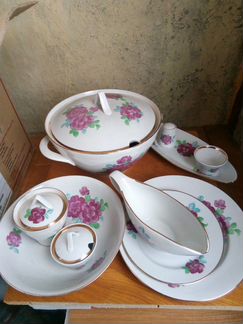 Сервиз столовый