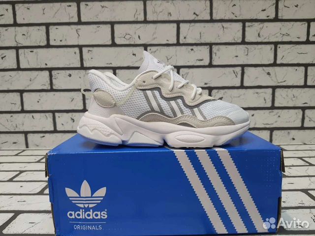 Кроссовки Adidas Ozweego