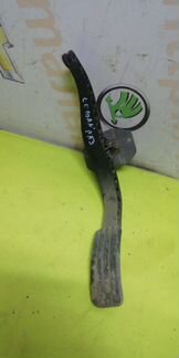 Педаль газа б.у Renault logan 1 2 с04-15г