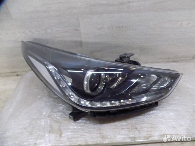 Фара правая Hyundai Solaris