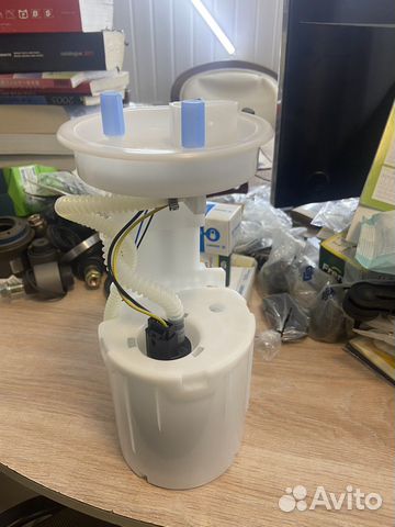 Насос топливный Volkswagen Audi Skoda