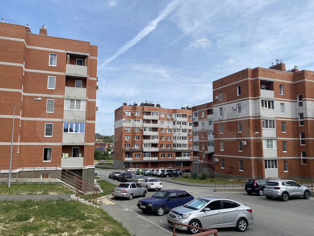 4-к. квартира, 87,4 м², 2/10 эт.