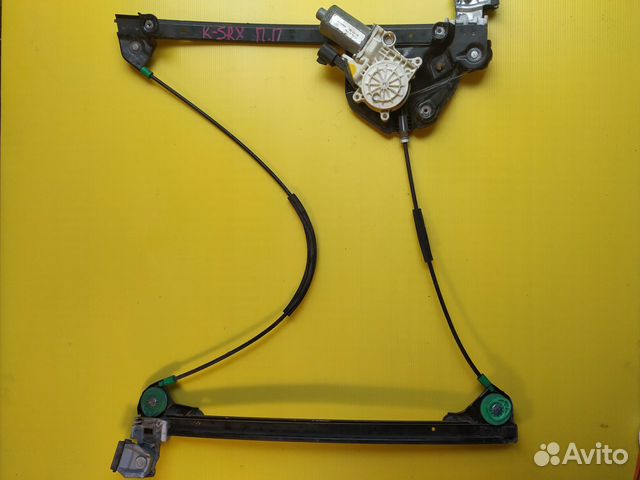Cadillac SRX стеклоподъемник передний