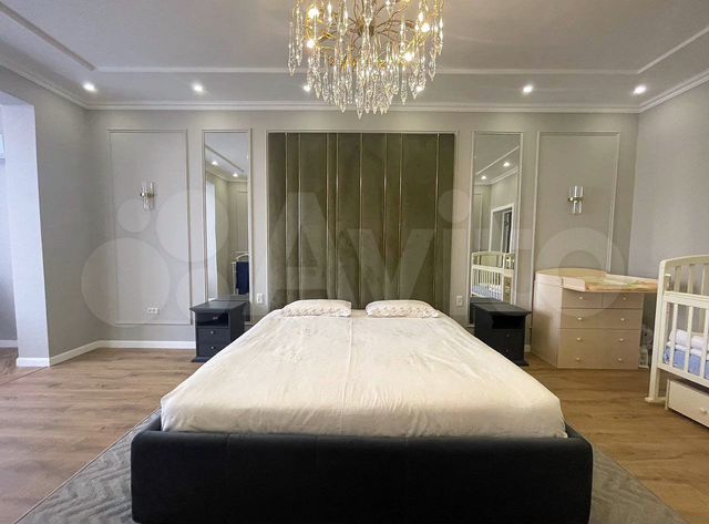 2-к. квартира, 98 м², 8/8 эт.