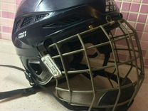 Хоккейный шлем