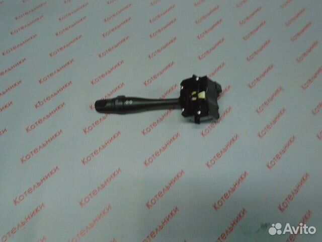 Nissan 25540-2F000 Переключатель фар