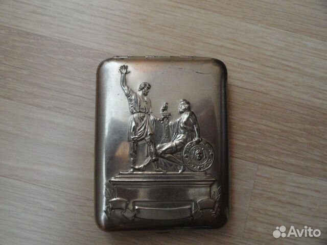 Продам портсигар 