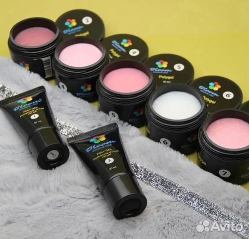 Полигель, акрил-гель для наращивания ногтей