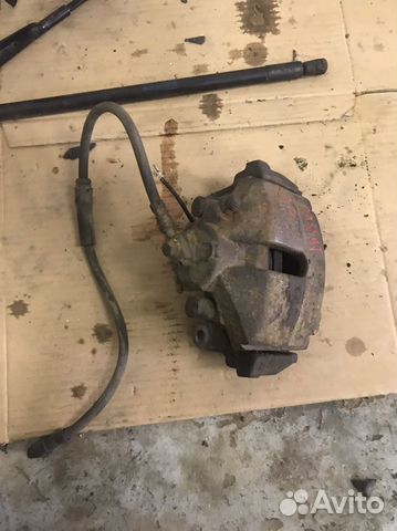 Volkswagen passat b 7 суппорт передний правый