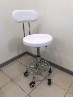 Стул в салон для мастера новый со спинкой белый