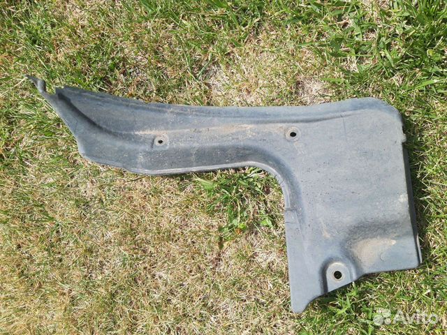 Подкрылок задний левый Toyota crown S170