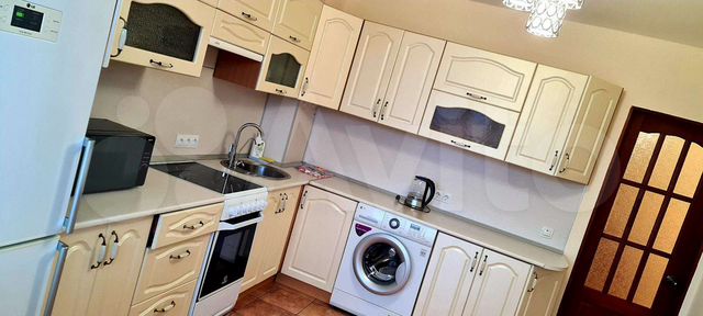 2-к. квартира, 61 м², 9/9 эт.