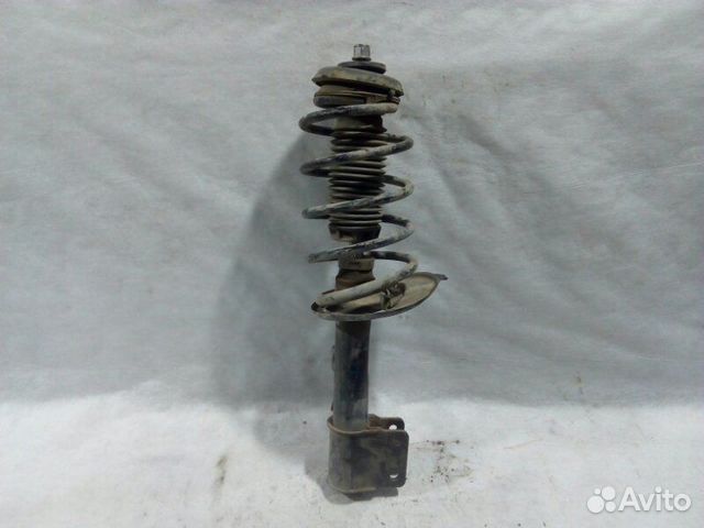 Амортизатор передний передний левый Peugeot 308 T7