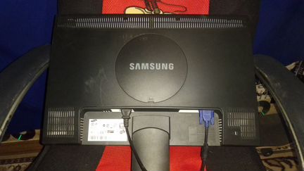 Монитор Samsung 22