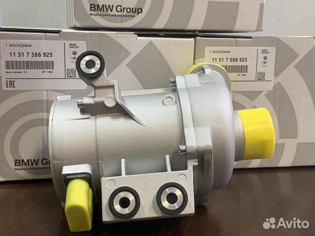 Помпа охлаждения 11517586925 BMW новая