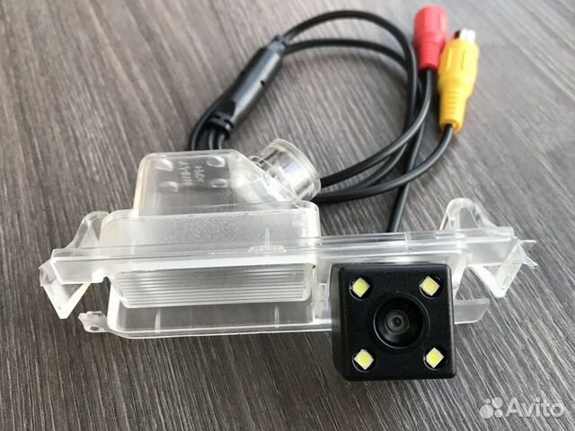 Камера заднего вида Kia Rio хэтчбэк