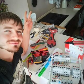 Муж на час, электрик, Мастер на час