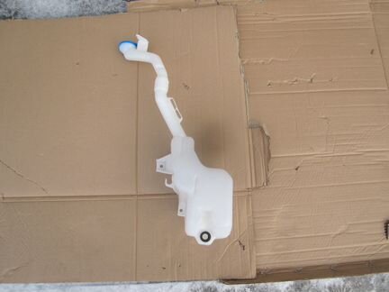 Бачок омывателя лоб стекла Honda Civic 8 4D 06-12
