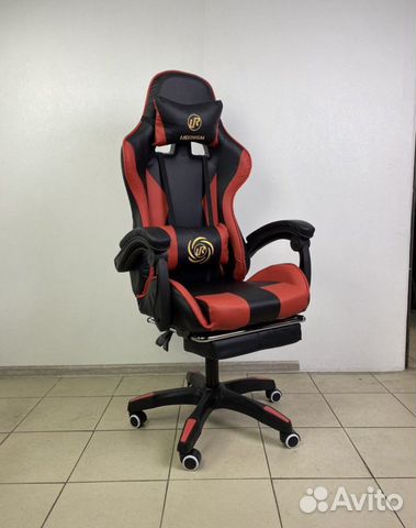Геймерское кресло красное