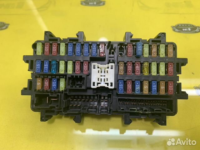 Блок предохранителей infiniti Q50 V37 2013-2019