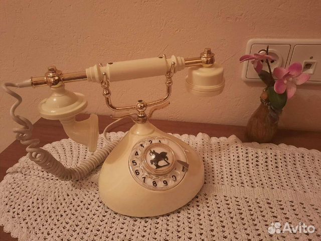 Телефон дисковый