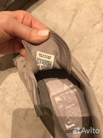 Кроссовки женские reebok 37,5