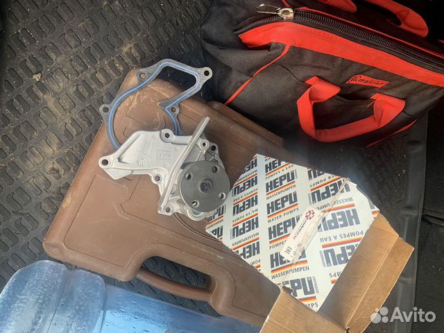 Водяной насос (помпа) hepu p235 Ford/Mazda/volvo