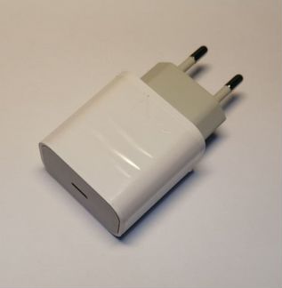 Блок питания Apple 5V 3A / 9V 2A 18W USB Type-C