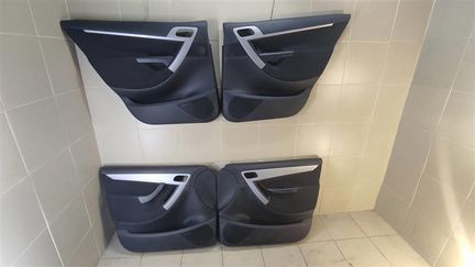 Обшивки дверей комплект Citroen C4 Picasso 2007