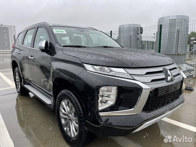 Mitsubishi Pajero Sport 3.0 AT, 2021, 11 км