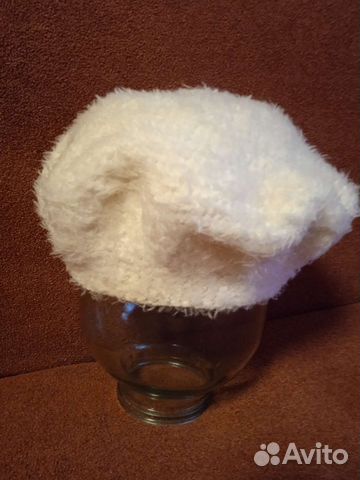 Берет женский вязаный