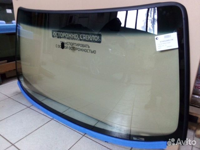 Стекло лобовое Ford Excursion 4D utility 2000-2006