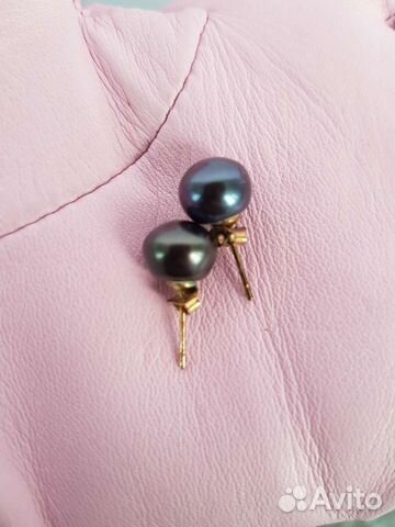 Серьги-гвоздики с черным жемчугом