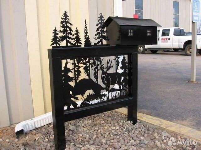 Почтовый ящик со стойкой