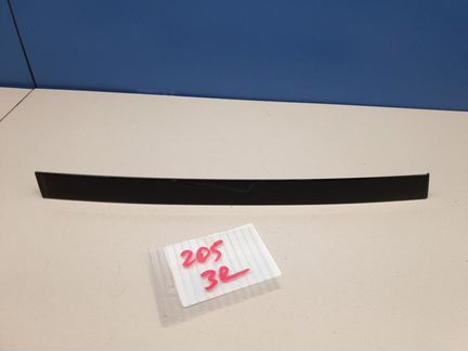 Направляющая стекла задней правой двери Mercedes C