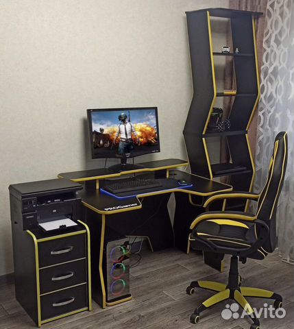 Компьютерный стол игровой