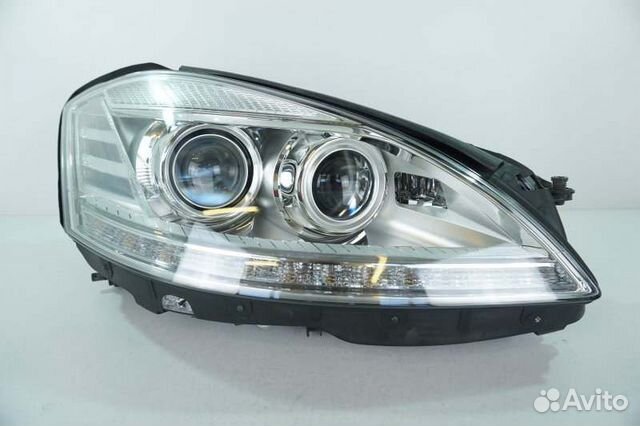 Фара передняя правая Mercedes-Benz S-Class W221