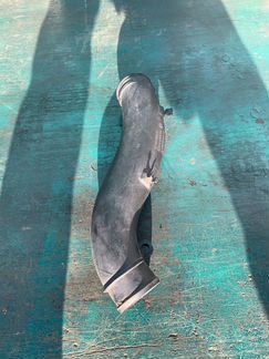 Патрубок интеркулера правый porsche cayenne 955