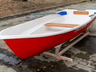Четырёхместная пластиковая лодка Виза Нейва - 4