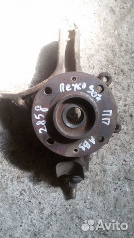 Peugeot 307 Передний правый поворотный кулак