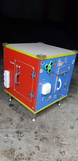 Бизиборд домик