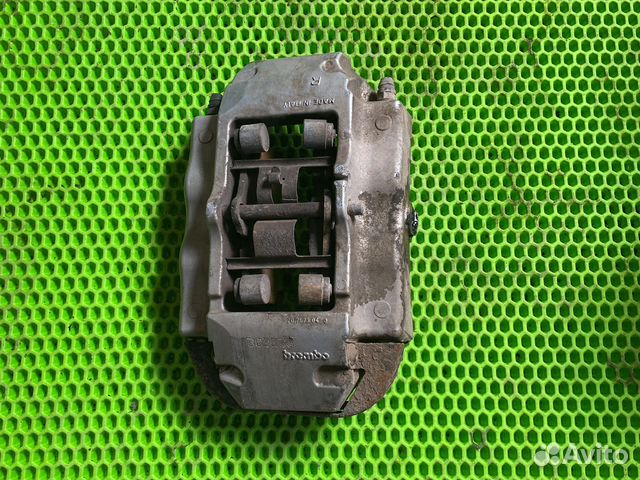 Суппорт задний правый на porsche cayenne 955 957