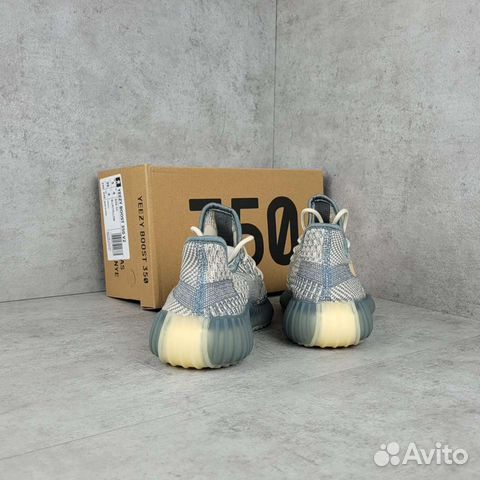 Женские кроссовки Adidas Yeezy Boost 350