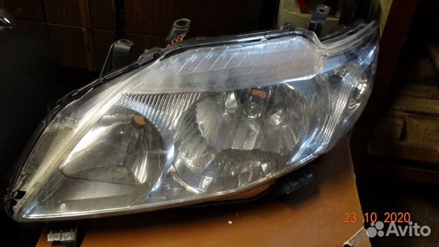 Фара для toyota corolla левая