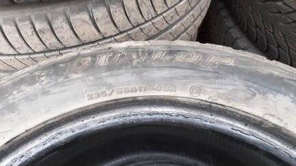 Четыре шины 235 55 R17 Dunlop SP Winter Sport 400