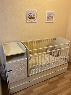 Детская кроватка трансформер с маятником