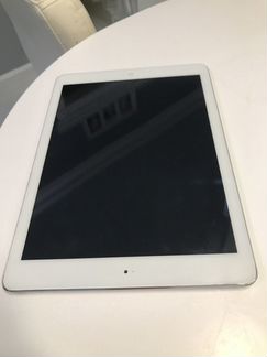 iPad Air (Wi-Fi) A1474 (32Гб) (проблема с кнопкой)
