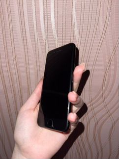 Телефон iPhone 7, 128 GB