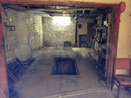 Гараж, > 30 м²